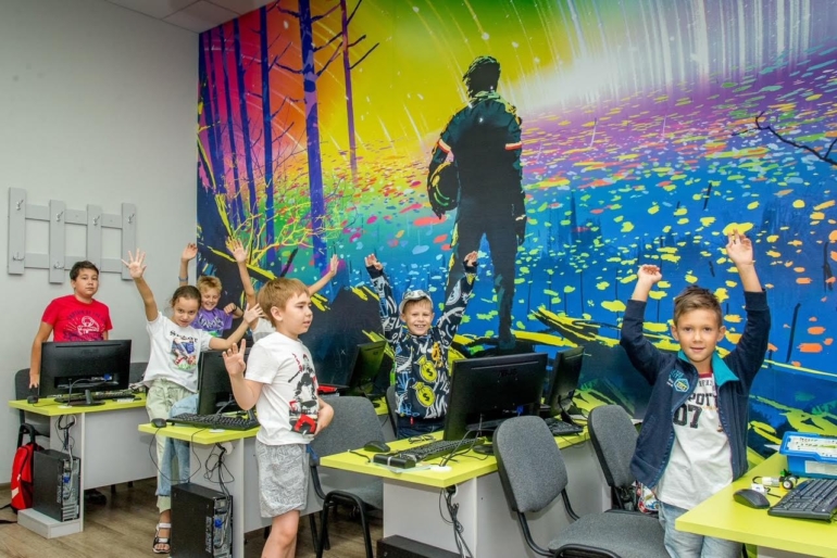 В Томске открыли набор на летние программы IT-каникул для детей 7–18 лет