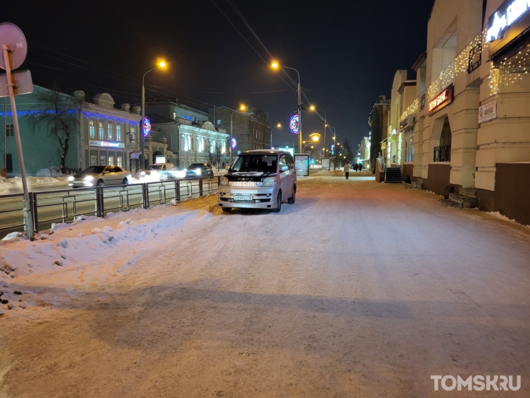 Мастера томской парковки: узкие проходы или калейдоскоп нарушений