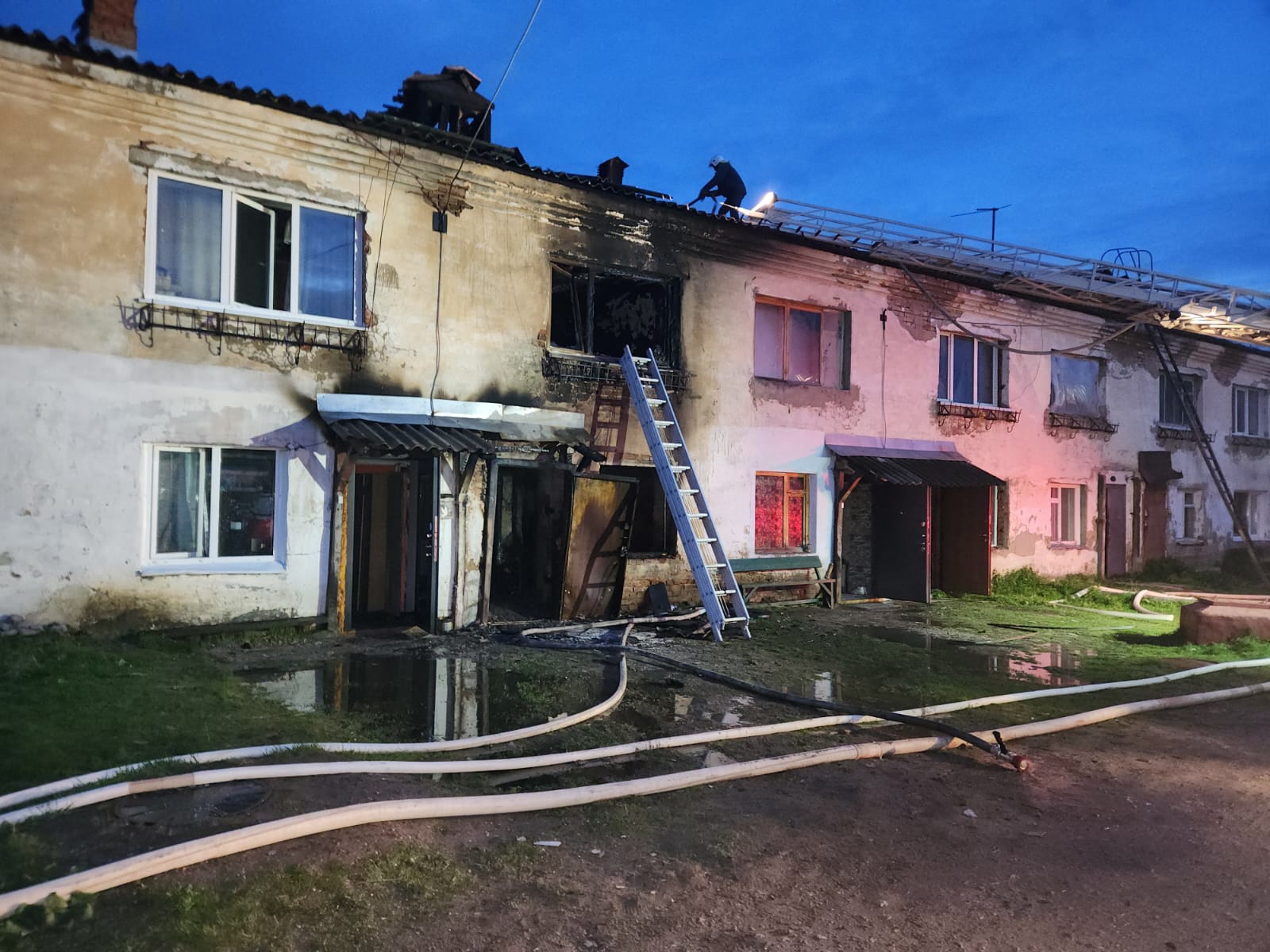 В Северске мужчина погиб при пожаре, спасая свою семью • TOMSK.RU