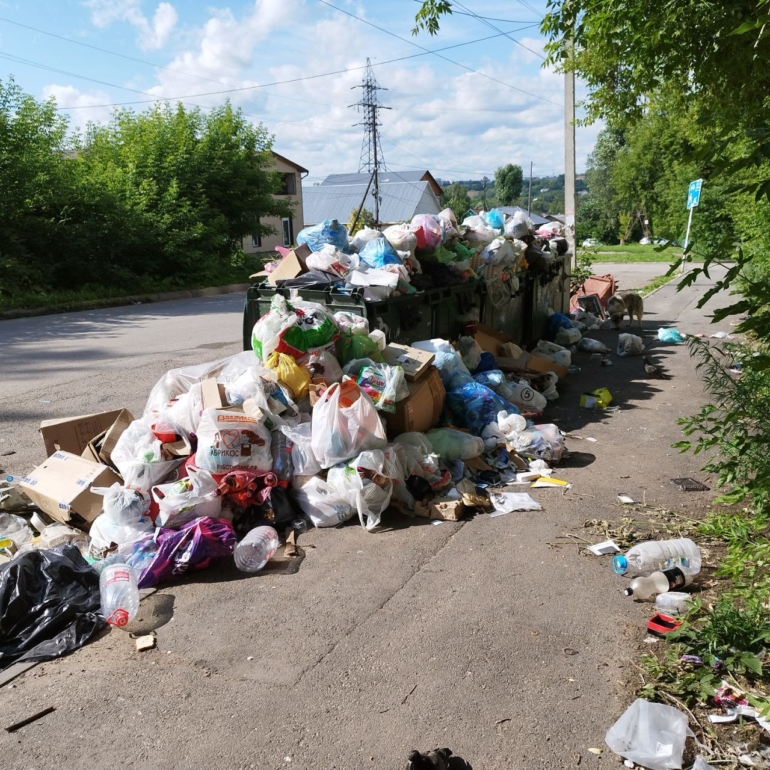 «Мусорный Томск»: в городе появляются свалки из коммунальных отходов