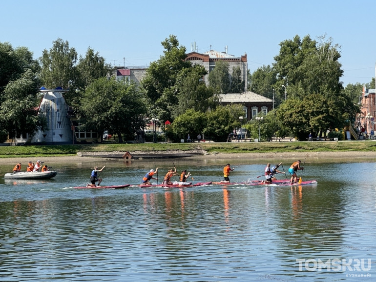 Гонки, йога и заплыв в костюмах: как прошел томский сап-фестиваль