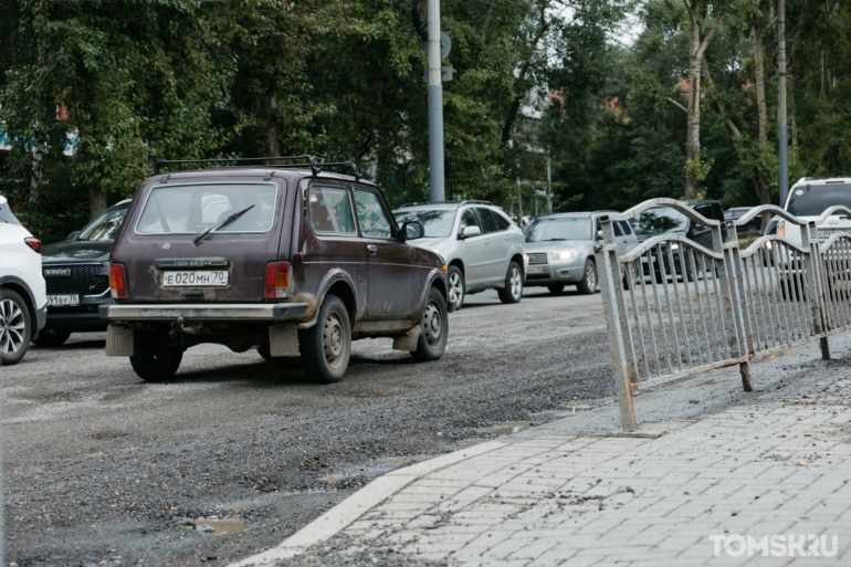 Лето без асфальта: как сегодня выглядит проспект Фрунзе в Томске