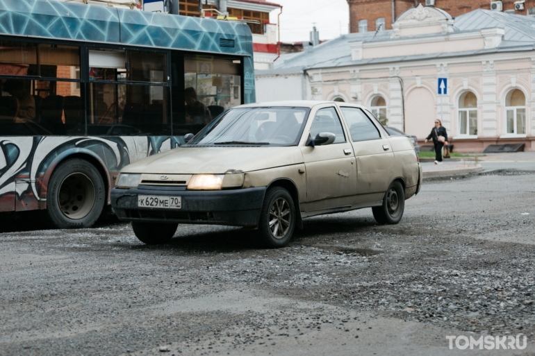 Лето без асфальта: как сегодня выглядит проспект Фрунзе в Томске