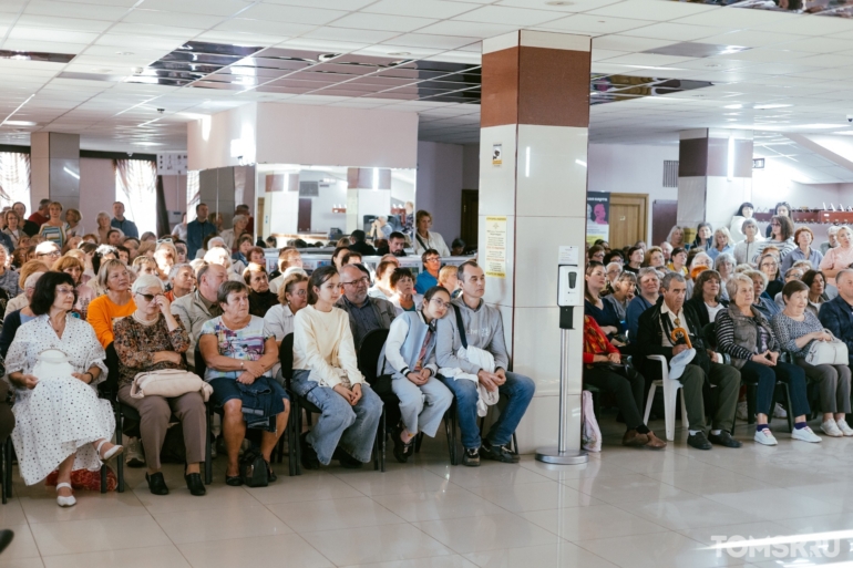 В БКЗ прошло открытие традиционного фестиваля «Томский перекресток»