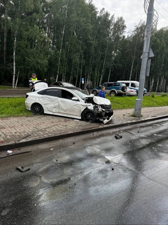 После ДТП в центре Томска двое попали в больницу