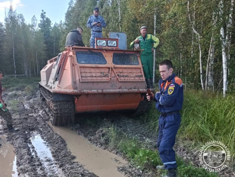 Двух заблудившихся «шишкарей» искали спасатели в Томской области