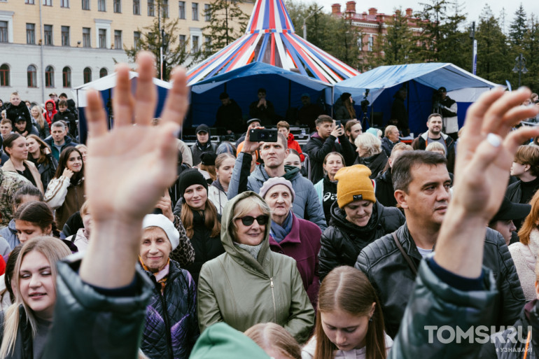 Праздник, несмотря ни на что: как в Томске отметили юбилейные даты